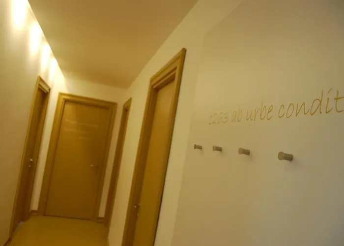 Casa Accanto Al Vaticano * Rzym